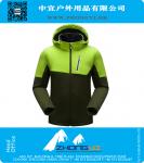 Outdoor Jacket Men Warm Thermal Camping Hiking Jacket Men Brand Waterproof Jacket Men Windproof Softshell Jacket